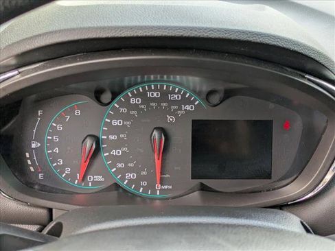 Used 2021 Chevrolet Trax LT image 11