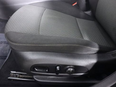Used 2018 Buick Regal Preferred FWD image 25