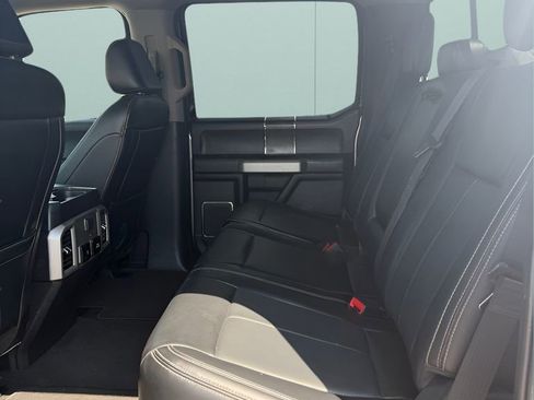 Used 2021 Ford F250 Lariat w/ Lariat Value Package AWD/4WD image 14