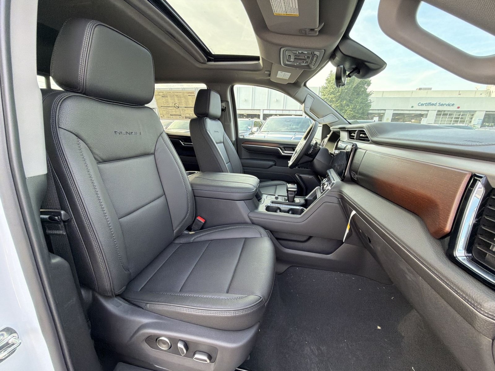 New 2026 GMC Sierra 1500 Denali w/ Technology Package AWD/4WD image 28
