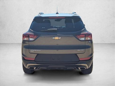 Used 2022 Chevrolet TrailBlazer ACTIV w/ Technology Package image 6