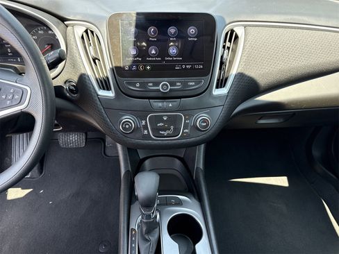 Used 2024 Chevrolet Malibu LS w/ Driver Confidence Package image 25