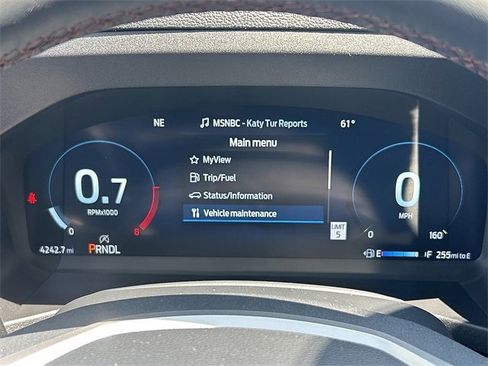 Used 2025 Ford Explorer Active w/ Active Comfort Package image 7