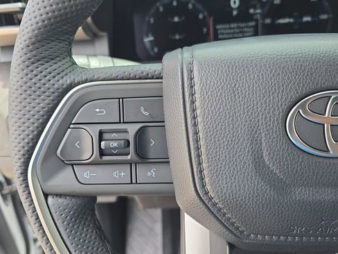 New 2026 Toyota Tacoma Limited AWD/4WD image 16