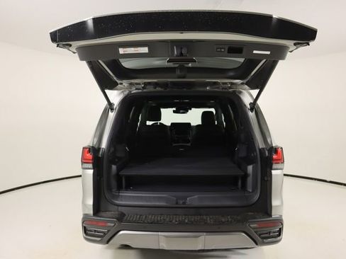 New 2026 Lexus LX 700h Luxury image 26