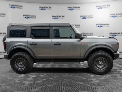 New 2025 Ford Bronco Badlands w/ Sasquatch Package image 6