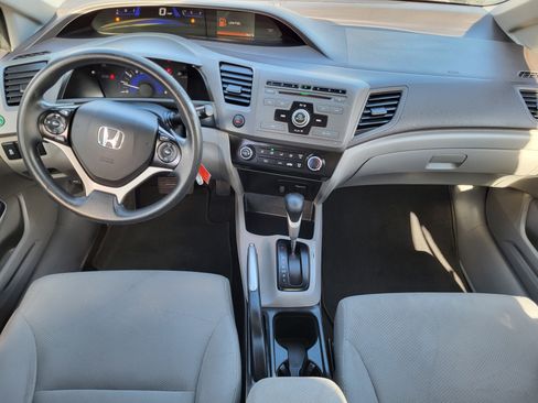 Used 2012 Honda Civic LX image 9