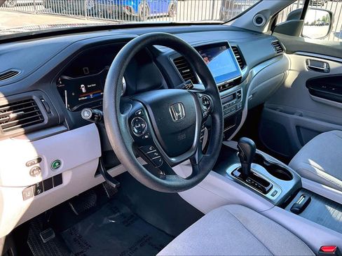 Used 2016 Honda Pilot EX image 17