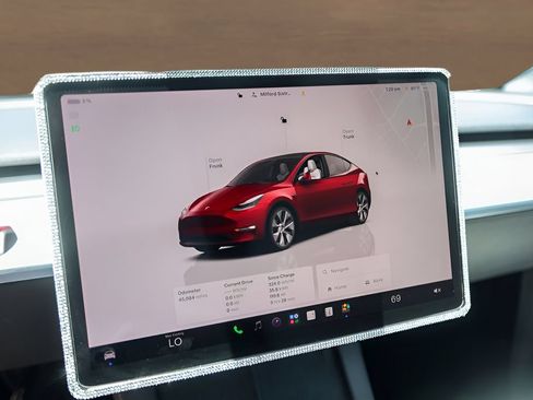 Used 2023 Tesla Model Y Long Range AWD/4WD image 14