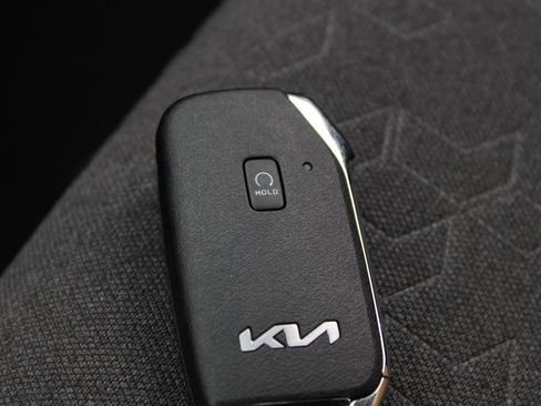 New 2026 Kia Seltos S image 15