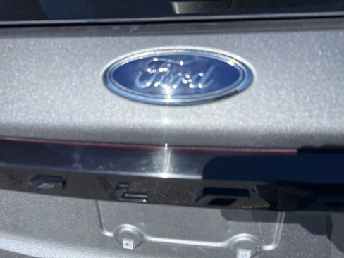 Used 2025 Ford Explorer ST-Line AWD/4WD image 12