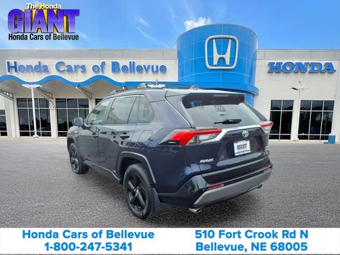 Used 2021 Toyota RAV4 XSE AWD/4WD image 7