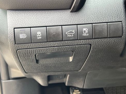 Used 2023 Toyota Camry SE w/ Convenience Package FWD image 25