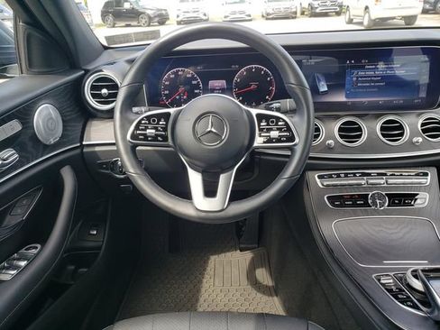 Used 2020 Mercedes-Benz E 350 4MATIC Sedan image 15