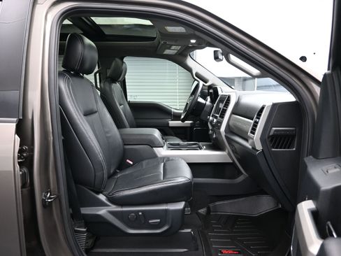Used 2020 Ford F250 Lariat w/ Lariat Ultimate Package AWD/4WD image 13