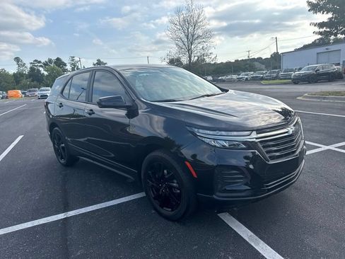 Used 2024 Chevrolet Equinox LS w/ Midnight Edition FWD image 2