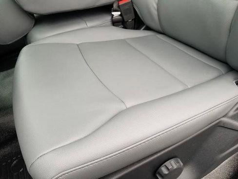 New 2026 Ford F250 XL w/ XL Chrome Package image 17