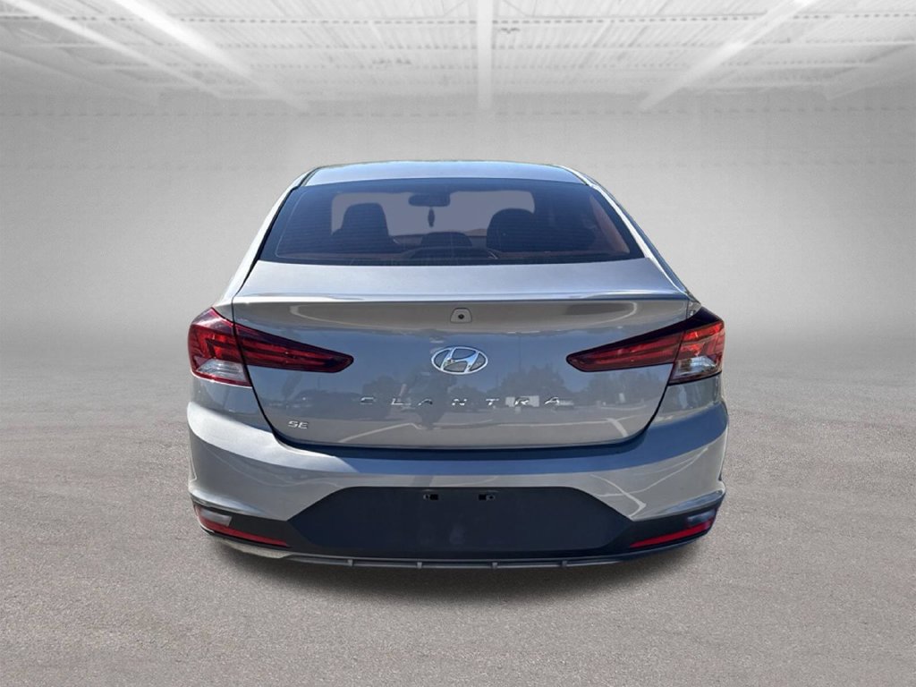 Used 2020 Hyundai Elantra SE w/ Cargo Package (C1) FWD image 8