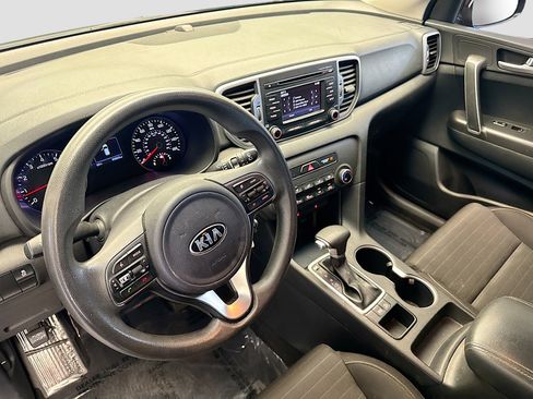 Used 2017 Kia Sportage LX w/ LX Popular Package image 7