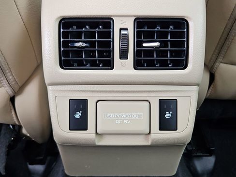 Used 2018 Subaru Outback 2.5i Limited image 29