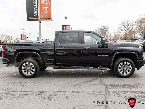 Used 2024 Chevrolet Silverado 2500 Custom w/ Custom Value Package image 19