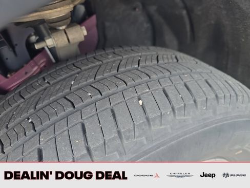 Used 2024 Jeep Grand Cherokee L Laredo w/ Trailer Tow Package AWD/4WD image 28
