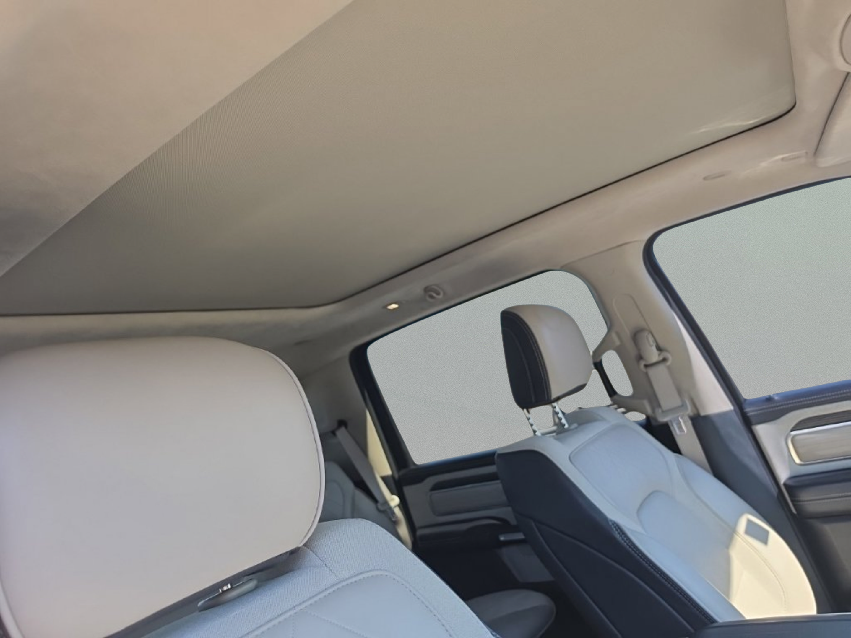 Used 2022 RAM 1500 Limited AWD/4WD image 31