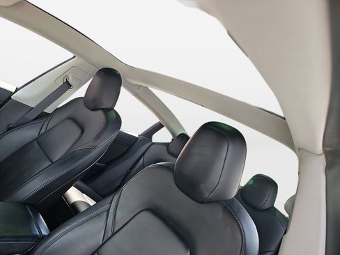 Used 2019 Tesla Model 3 Standard Range Plus RWD image 19