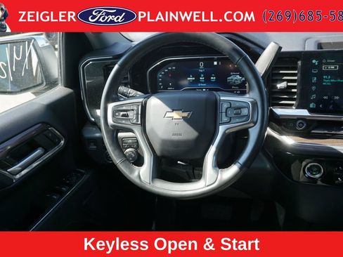 Used 2023 Chevrolet Silverado 1500 LT AWD/4WD image 13