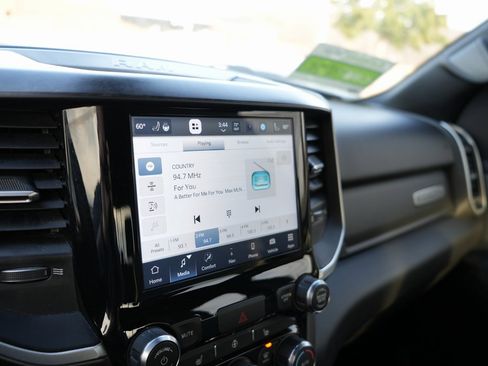 Used 2022 RAM 1500 Big Horn image 24