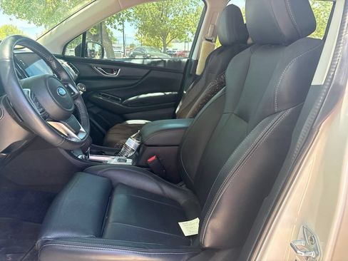 Used 2023 Subaru Ascent Limited w/ Technology Package AWD/4WD image 10