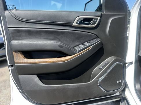 Used 2018 GMC Yukon Denali image 14