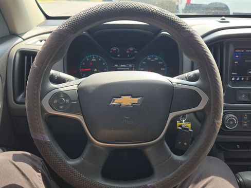 Used 2020 Chevrolet Colorado W/T w/ WT Convenience Package RWD image 18