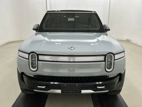 Used 2024 Rivian R1S Adventure AWD/4WD image 8