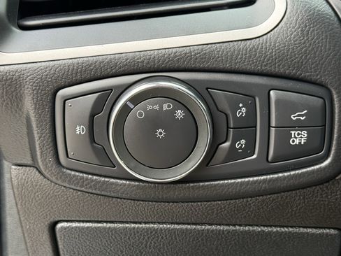 Used 2019 Ford Edge SEL w/ Equipment Group 201A image 26