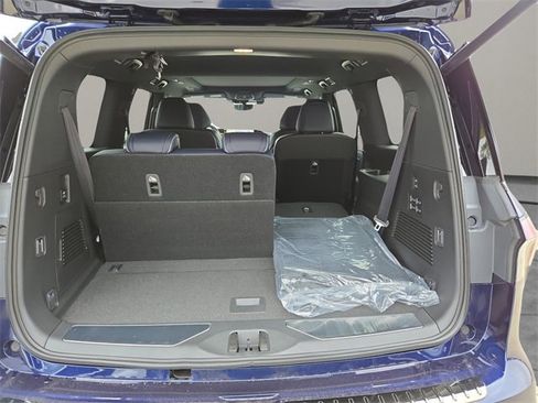 New 2026 INFINITI QX80 4WD w/ Sport Exterior Package image 30