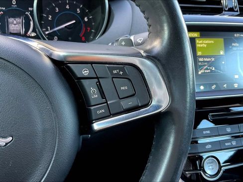 Used 2017 Jaguar XE R-Sport AWD/4WD image 11