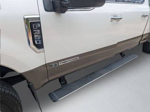 Used 2018 Ford F350 King Ranch w/ King Ranch Ultimate Package AWD/4WD image 13