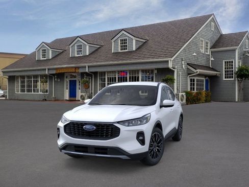 New 2025 Ford Escape SE image 25