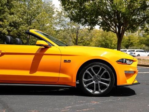 Used 2018 Ford Mustang GT Premium w/ Equipment Group 401A RWD image 10