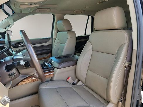 Used 2020 Chevrolet Tahoe Premier RWD image 12