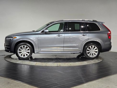 Used 2017 Volvo XC90 T6 Momentum w/ Vision Package image 6
