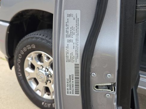 Used 2024 RAM 2500 Laramie w/ Safety Group AWD/4WD image 30