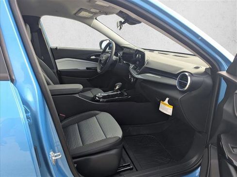 New 2026 Chevrolet Trax LT image 19