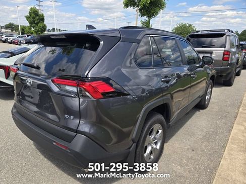 Used 2024 Toyota RAV4 XLE w/ Convenience Package FWD image 7