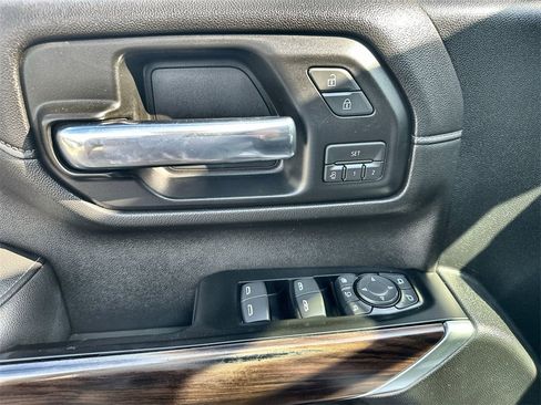 Used 2020 GMC Sierra 2500 SLT image 22