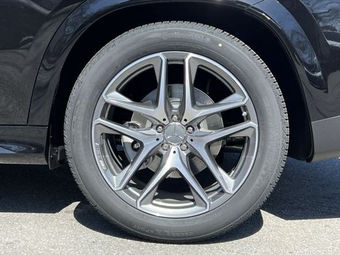 New 2026 Mercedes-Benz GLE 53 AMG 4MATIC Coupe image 10