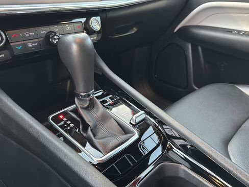 Used 2024 Jeep Compass Limited image 25