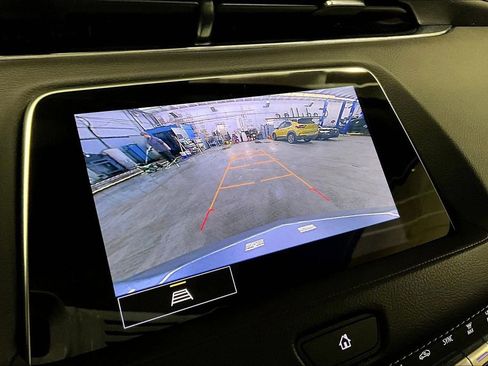 Certified 2023 Cadillac XT4 Luxury w/ Cold Weather Package image 14