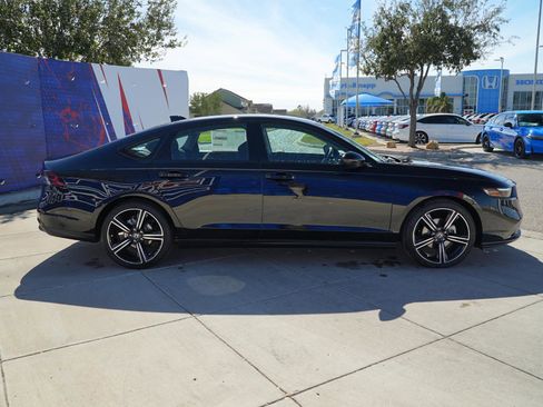 New 2026 Honda Accord SE image 4